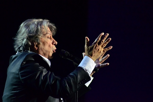 Herve Vilard Au Casino Du Liban